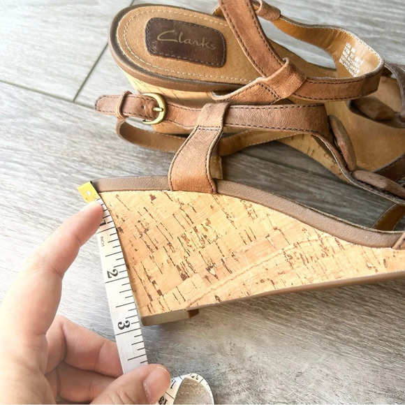 Clarks Brown Leather T Strap Wedge Heel Sandals - Picture 12 of 14